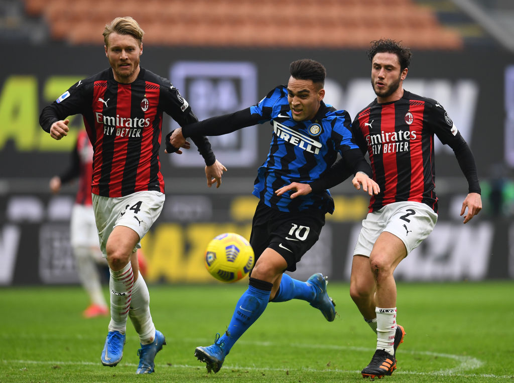Hosszabbított védőjével az AC Milan – HIVATALOS