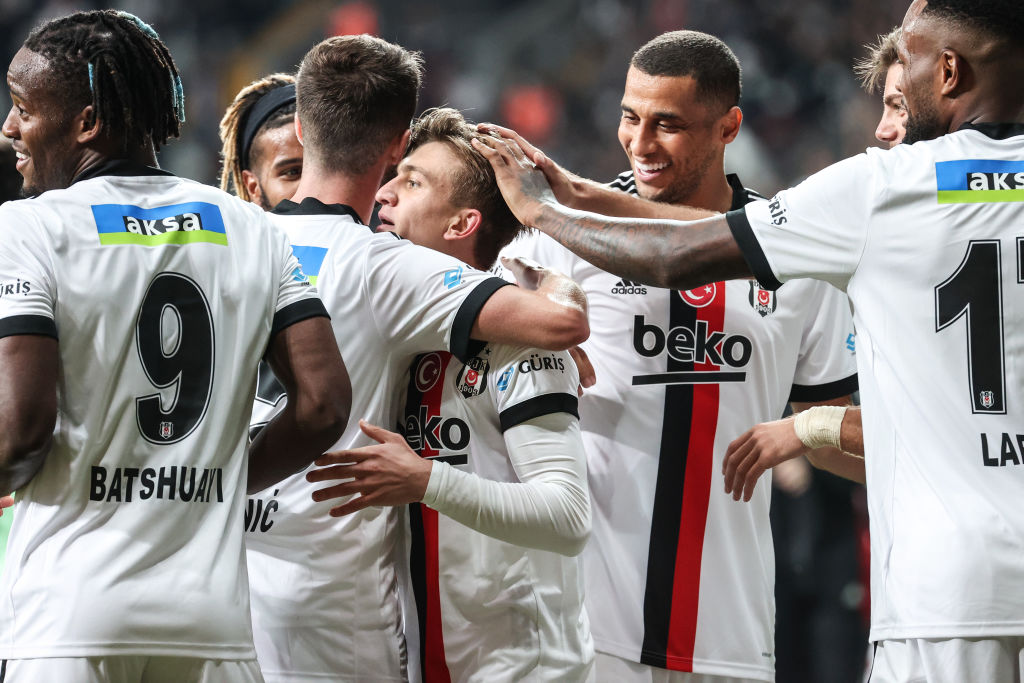 Háromgólos előnyt szórakozott el a Besiktas Balotelliék ellen – videóval