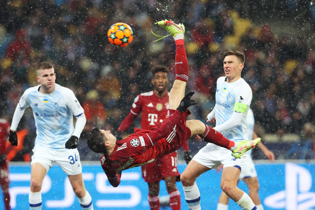BL: Lewandowski gyönyörű gólt szerzett Kijevben! – videóval