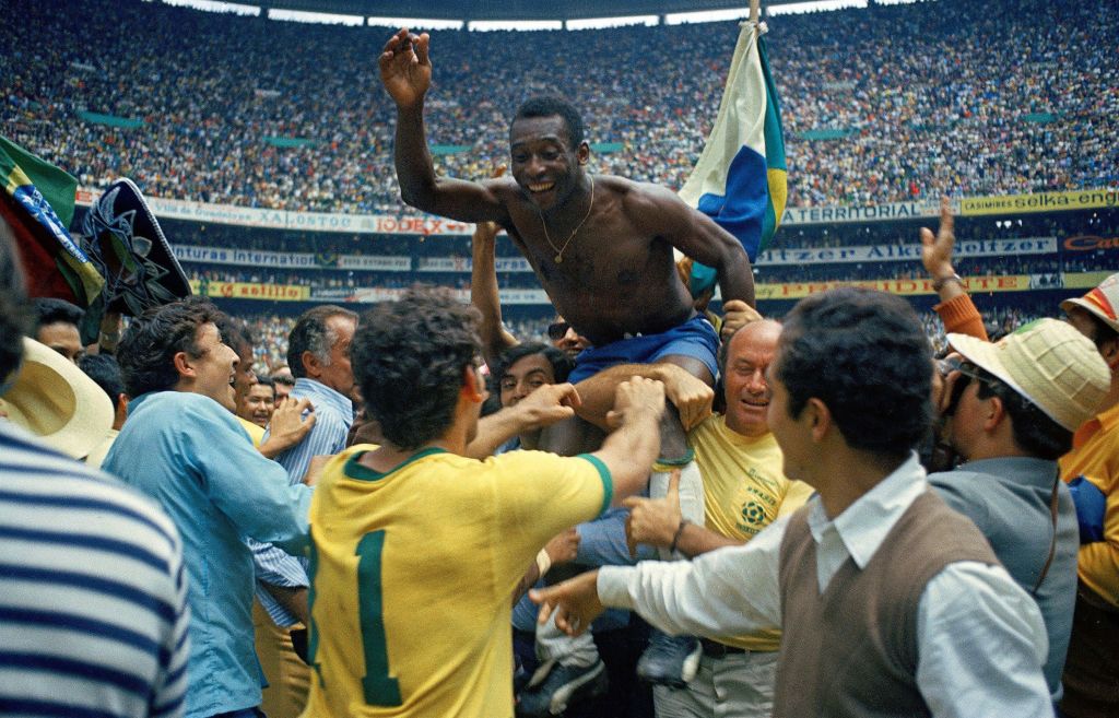 Pelé otthon tartózkodhat, de kezelésekre szorul