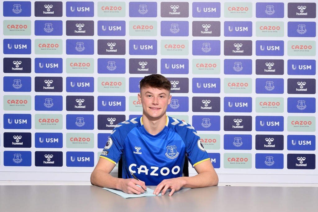 Everton: skót válogatott érkezett a védelembe – HIVATALOS