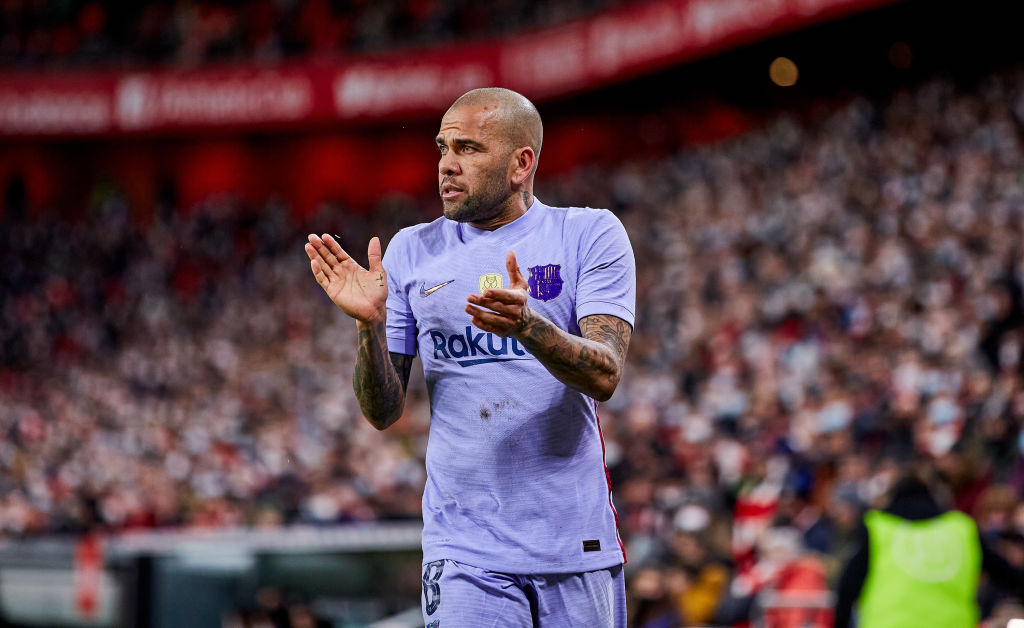 Barcelona: Dani Alves nem lesz ott az Európa-ligában
