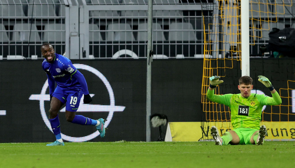 Bundesliga: remekelt a Leverkusen a német rangadón – videóval Bundesliga: remekelt a Leverkusen a német rangadón – videóval