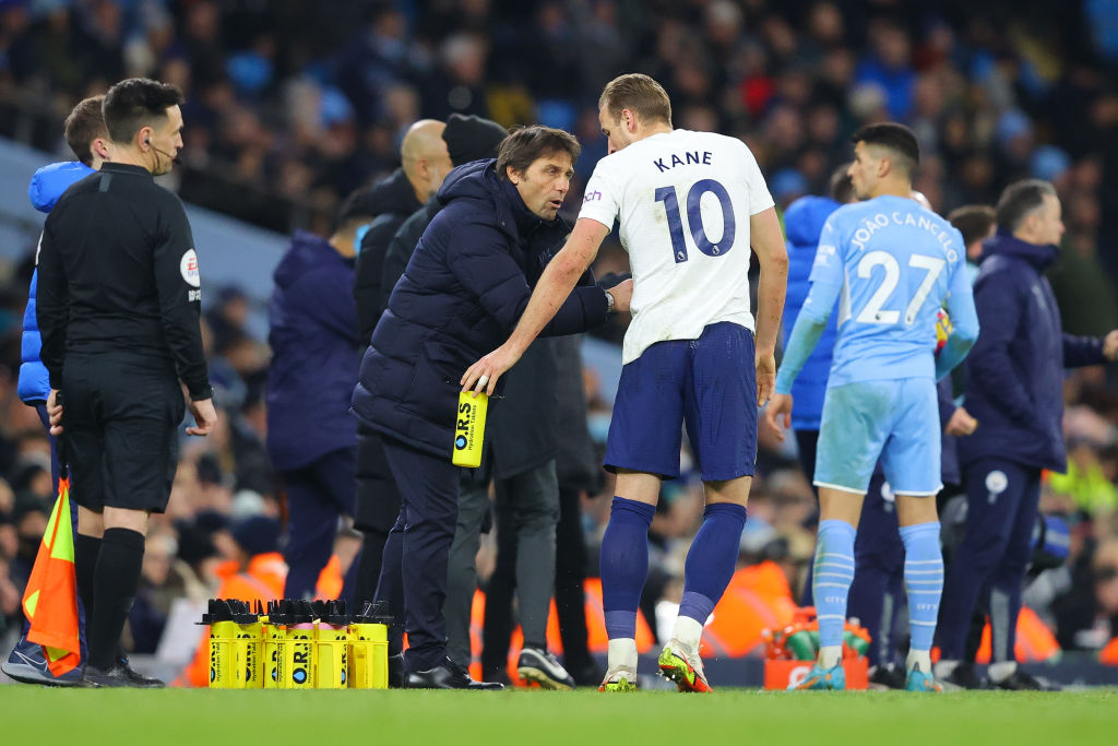 Tottenham: Harry Kane-t méltatta Antonio Conte