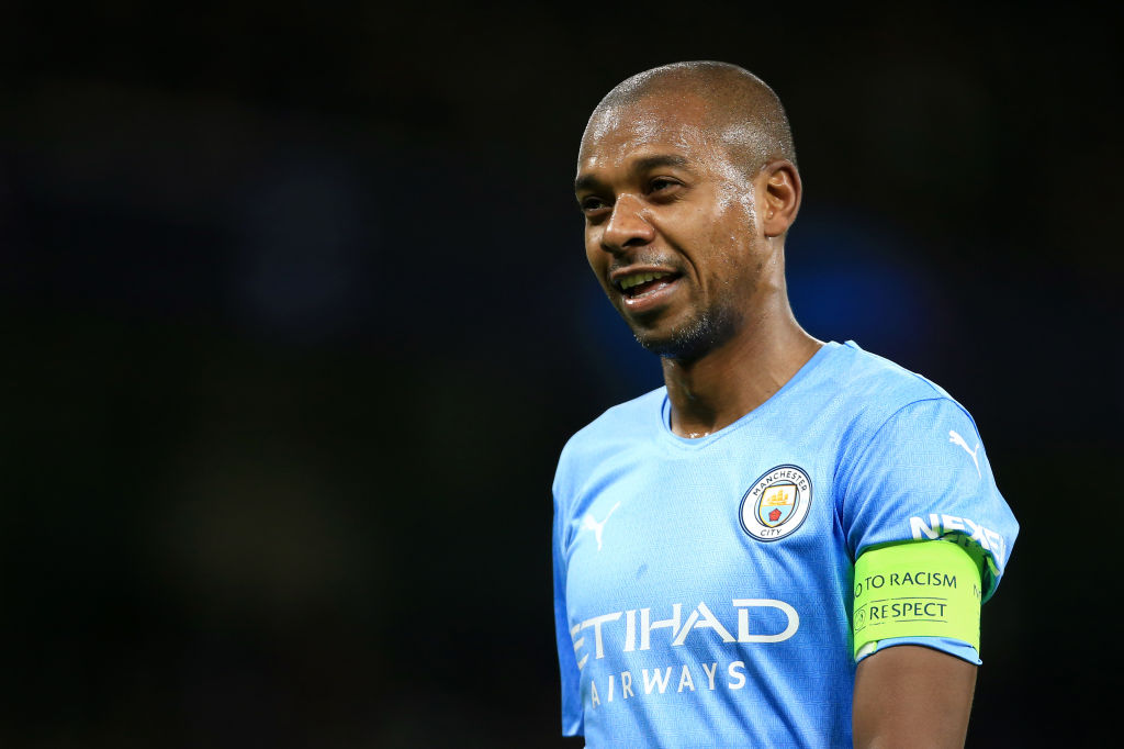 BRÉKING: nagy bejelentés, eldőlt Fernandinho jövője! – hivatalos