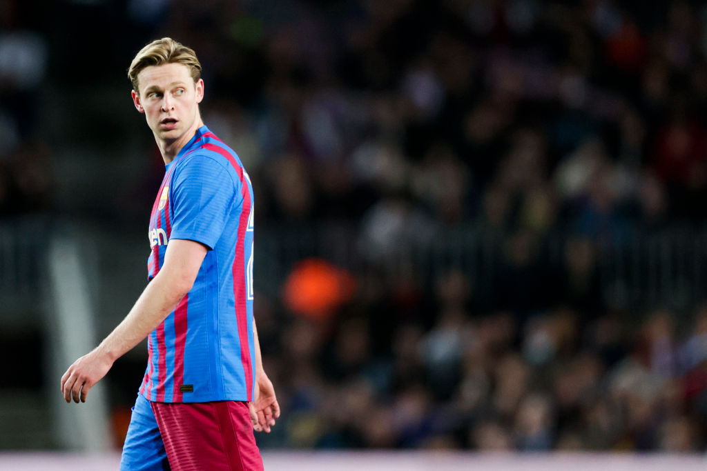 Barcelona: a PSG is beszállt a Manchester United mellé a Frenkie de Jongért folyó harcba – sajtóhír Barcelona: a PSG is beszállt a Manchester United mellé a Frenkie de Jongért folyó harcba – sajtóhír