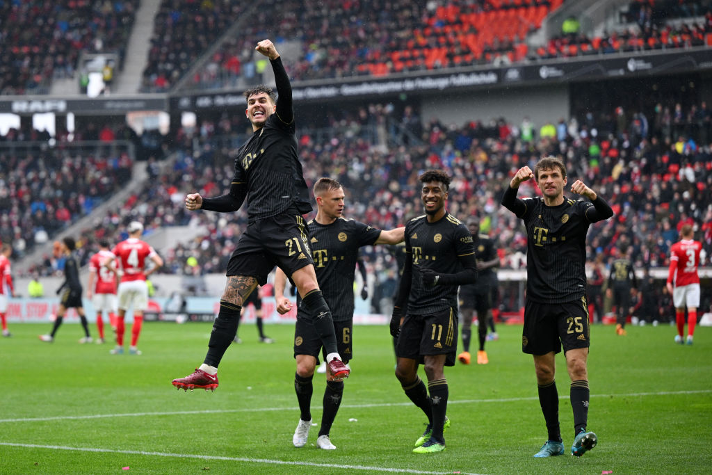 Bundesliga: rosszul cserélt, 12 játékossal játszott a Bayern