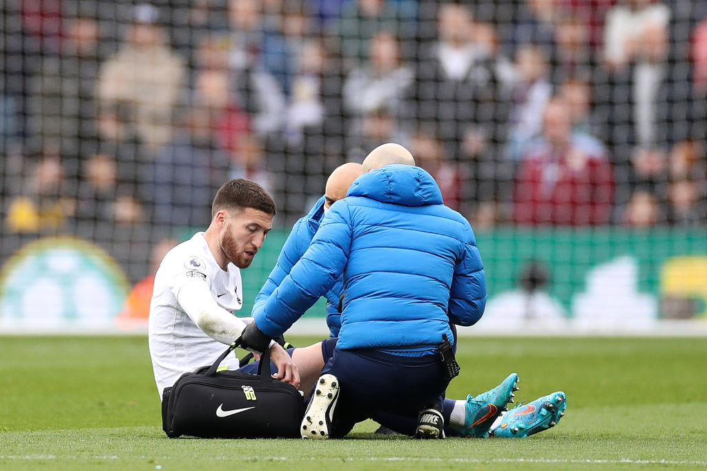 Premier League: véget ért a Tottenham védőjének szezonja!