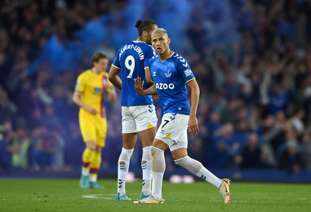 Eldőlt, hol folytatja az Everton támadója – sajtóhír