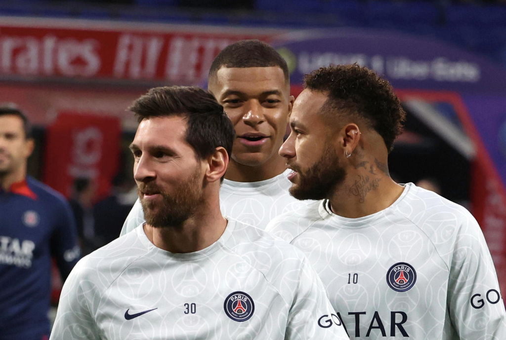 PSG: Messit és Mbappét felmentették az edzés alól!