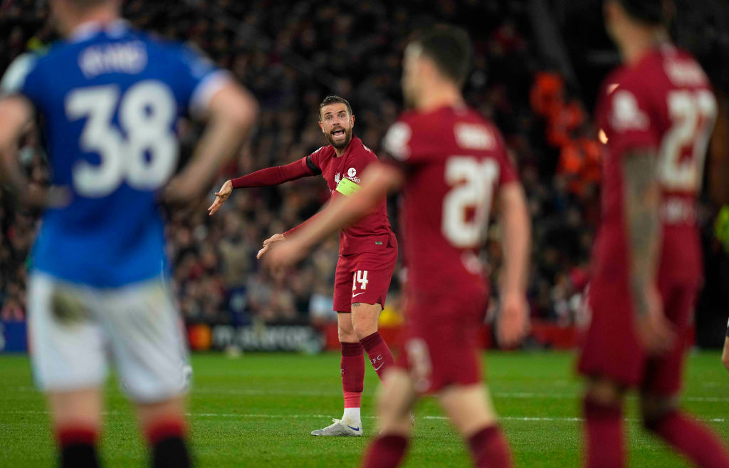 Liverpool: aggasztó jeleket észlel a korábbi középpályás