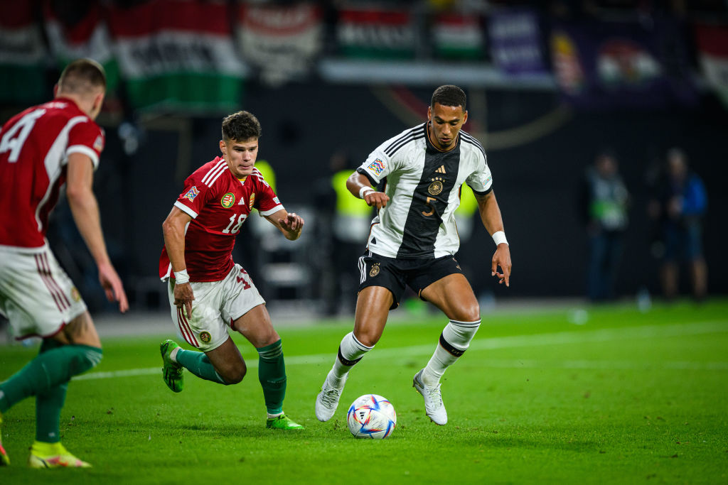 révész géza utcai stadion narodowy