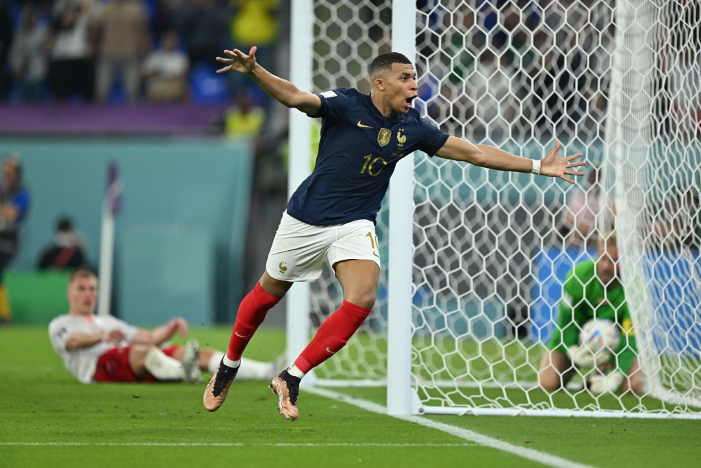 Vb 2022: Mbappé duplája döntött Dánia ellen, Franciaország ott van a nyolcaddöntőben – videóval