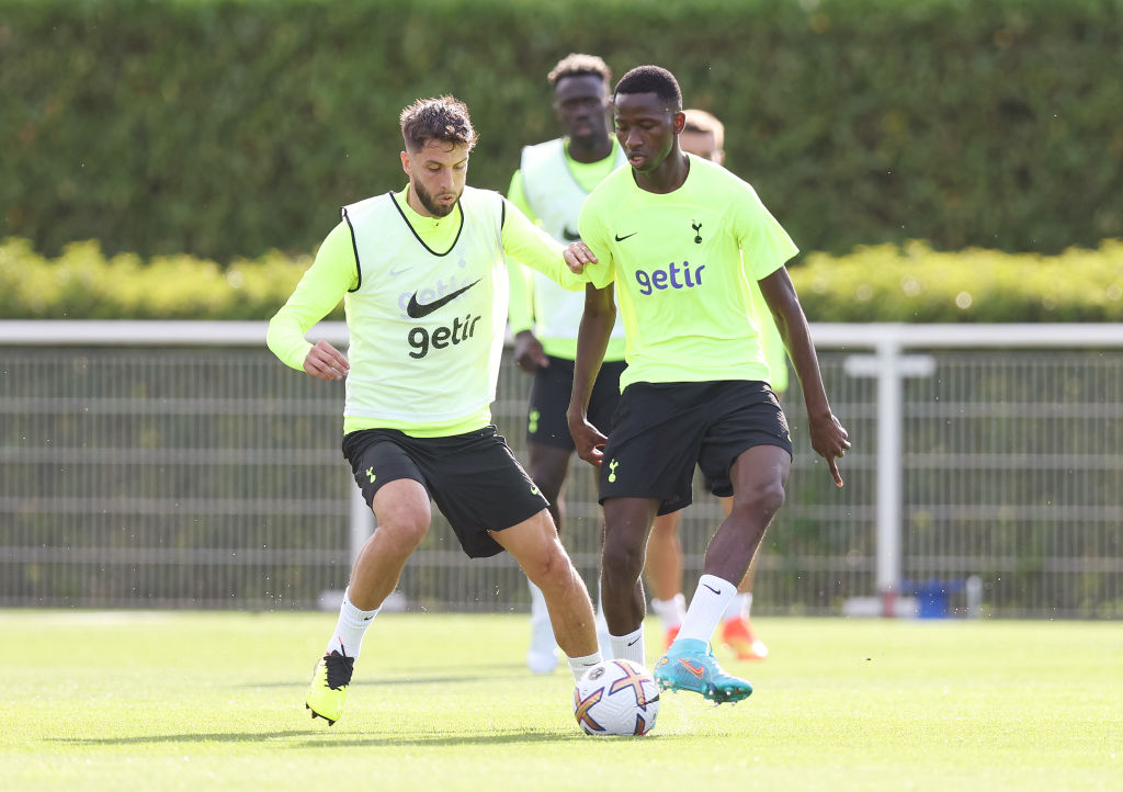 A Tottenham középpályásával erősítene a Sevilla – satjóhír
