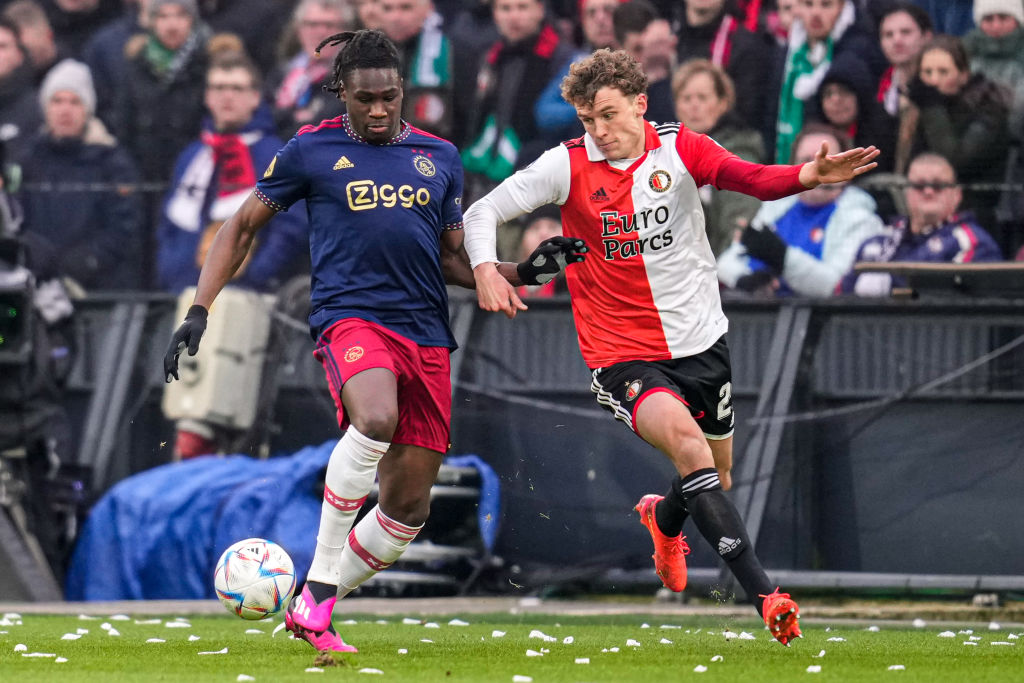 Eredivisie: a Feyenoord nem tudta lejjebb szakítani az Ajaxot – videóval