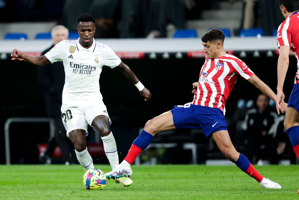 Real Madrid: négy embert letartóztattak a Vinícius-mezbe öltöztetett bábu lelógatásáért