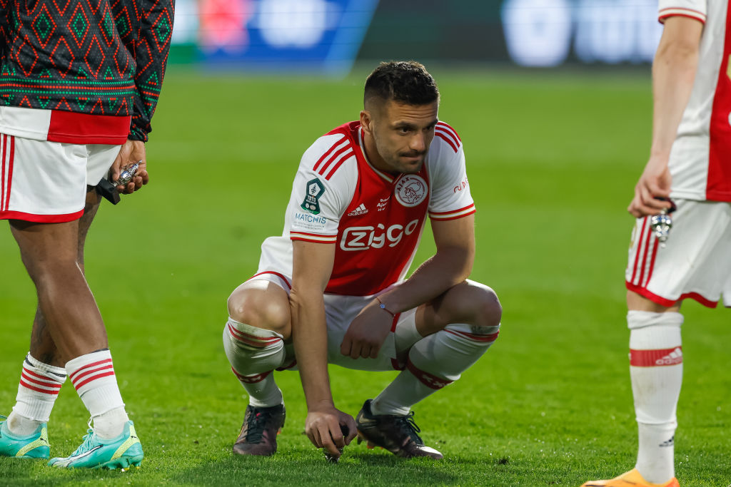 Török csapatban folytatja az Ajax távozó kapitánya – HIVATALOS