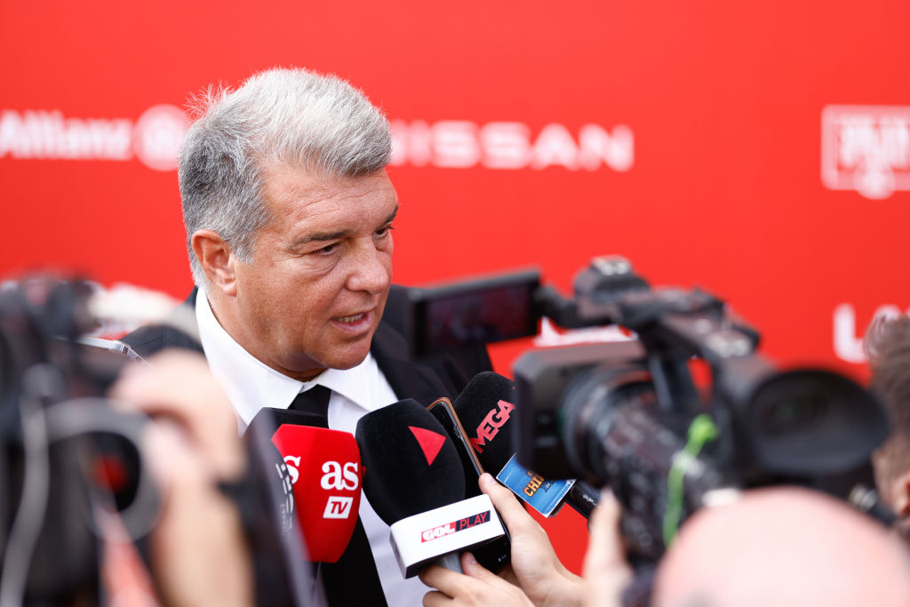 Laporta elismerte, hogy a Barcelona még mindig fizeti Lionel Messit