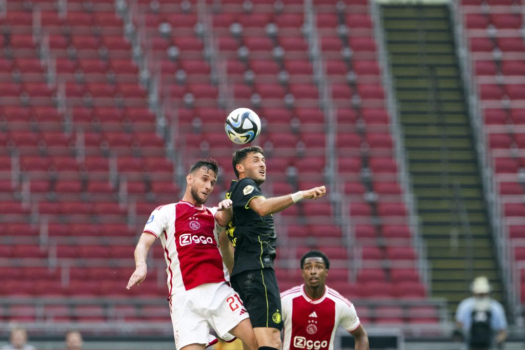 Eredivisie: folytatták a félbeszakadt meccset, a Feyenoord kiütötte az Ajaxot