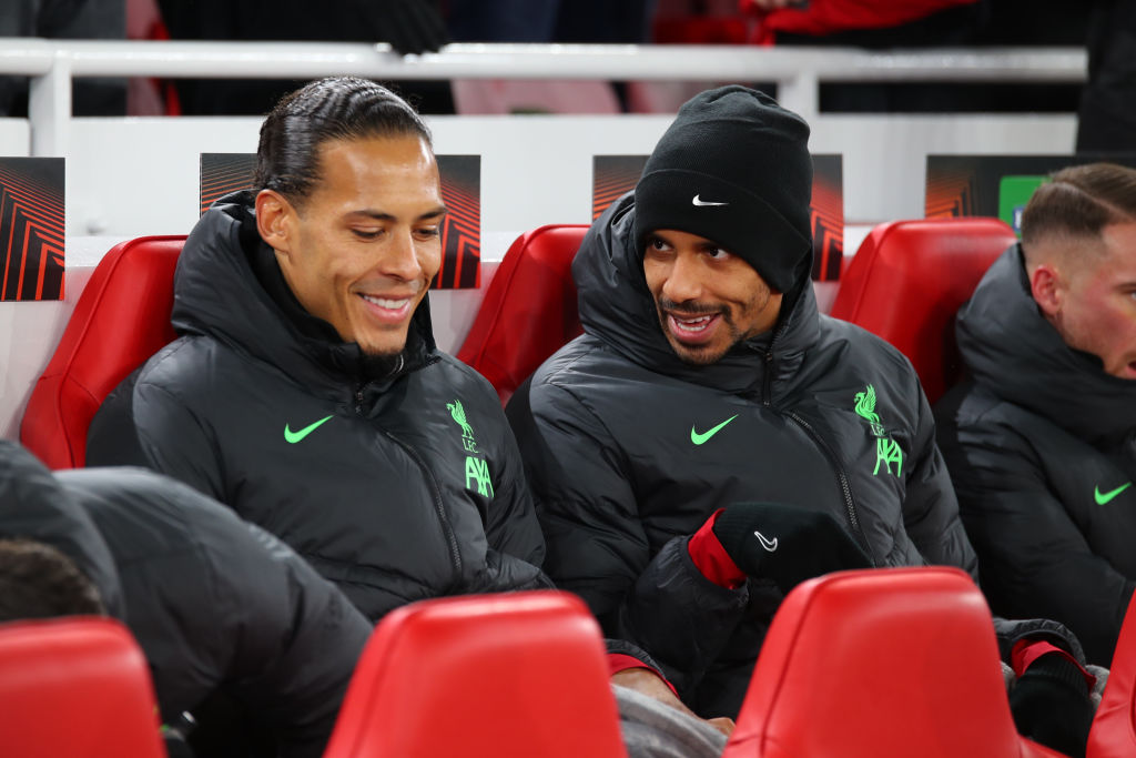 PL: súlyos sérülést szenvedett a Liverpool védője!