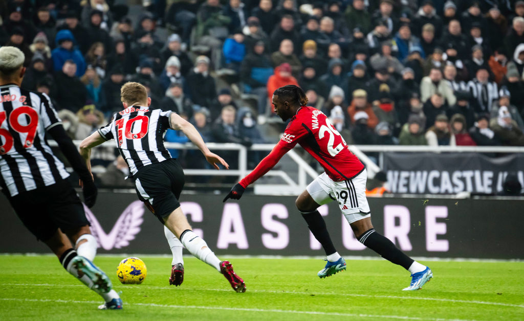 PL: hosszabbítana védőjével a Manchester United – sajtóhír