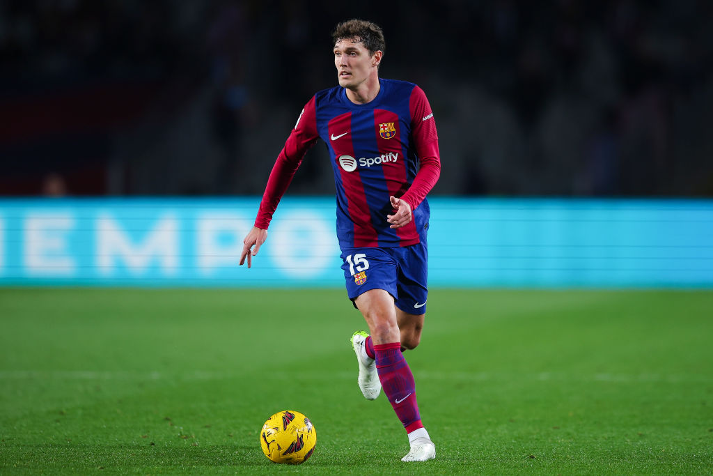 Az FC Barcelona védőjével erősítene a Newcastle a tél folyamán – sajtóhír