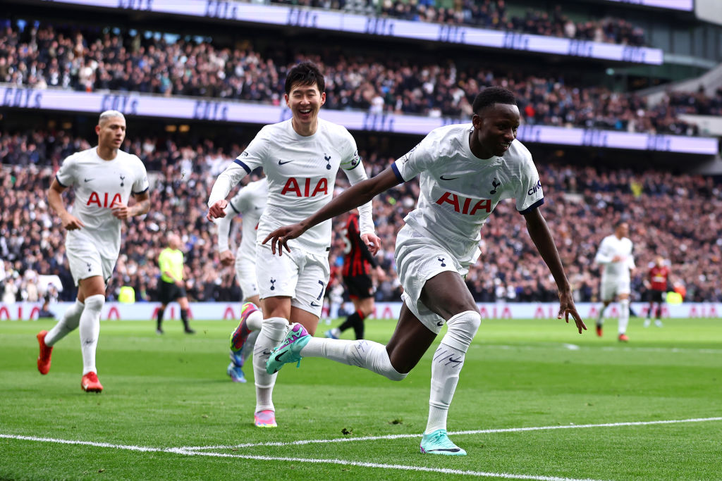 PL: szerződést hosszabbítana középpályásával a Tottenham! – sajtóhír