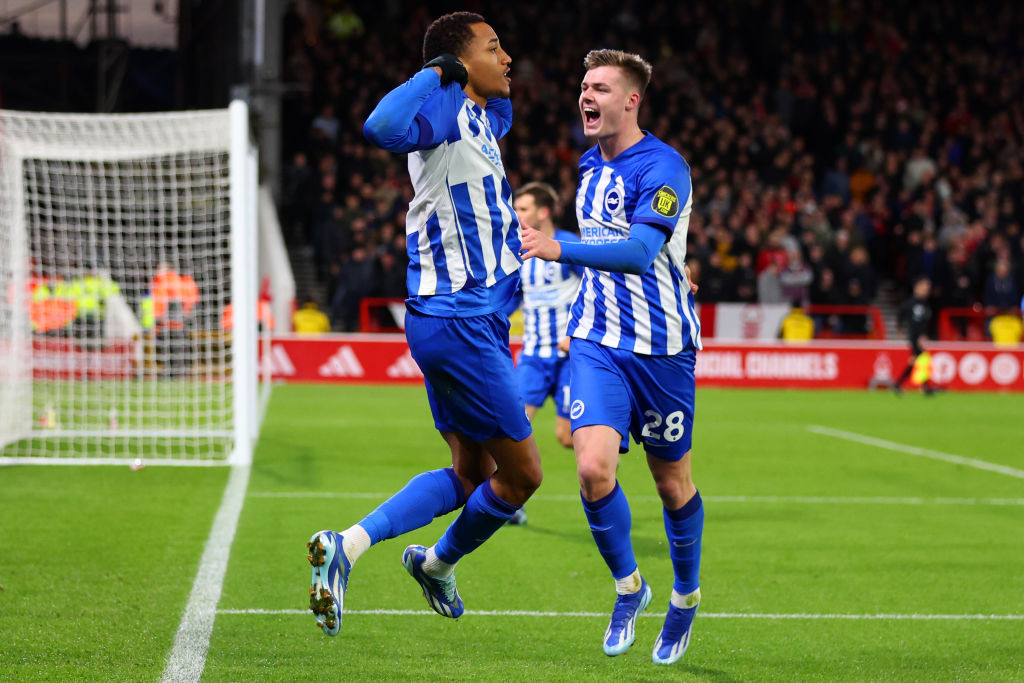 Az Arsenal és a Chelsea is a Brighton csatártehetségére pályázik – sajtóhír