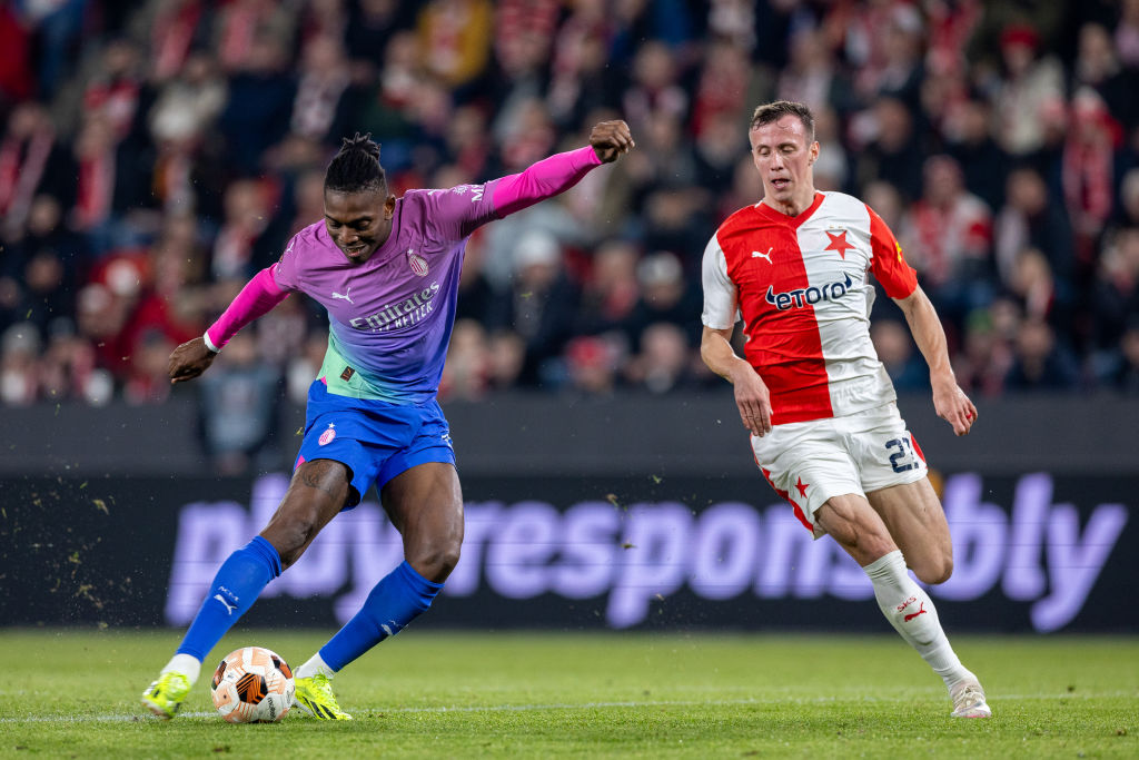 El: bombagólt lőtt Rafael Leao a Slavia Praha ellen! – videóval