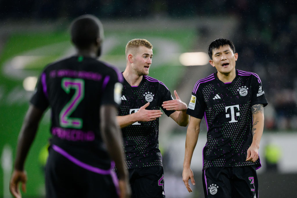 A Bayern München védőjével erősít a Manchester United – sajtóhír