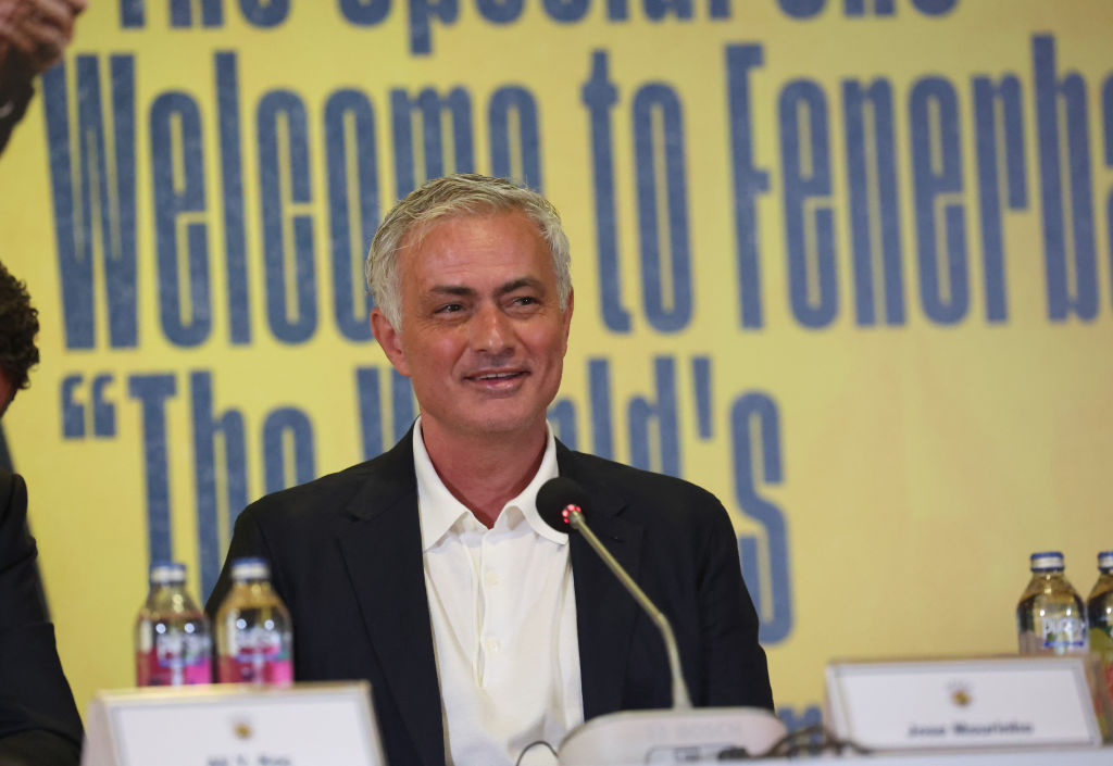 Fenerbahce: José Mourinho még mindig a régi! Elképesztő összegért írt alá a portugál tréner!