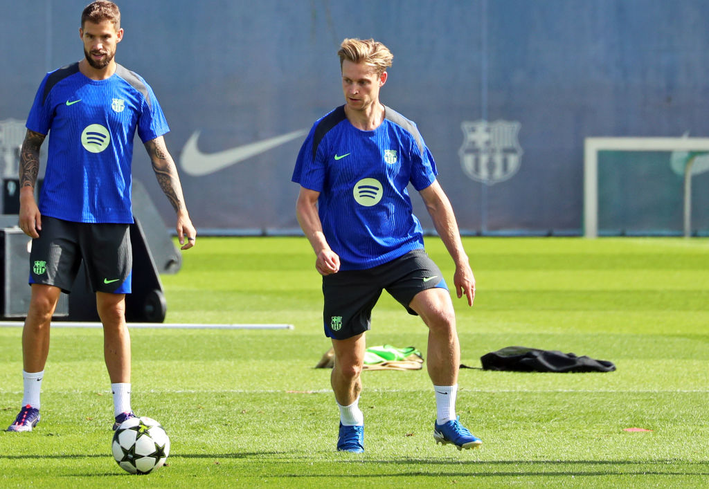 Hansi Flick: „Frenkie de Jong visszatérése fantasztikus számunkra!”