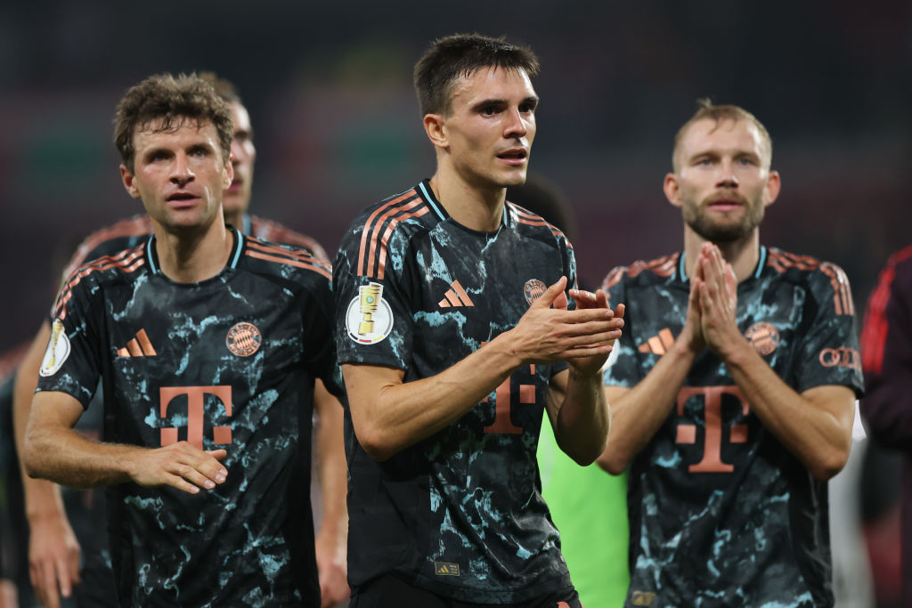 Bundesliga: hetekre kidőlt a Bayern München középpályása!