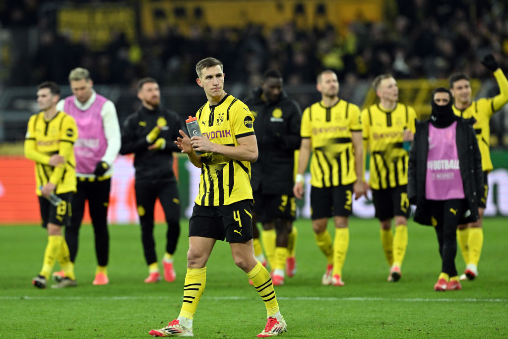 Bundesliga: új szerződést kötne védőjével a Borussia Dortmund! – sajtóhír