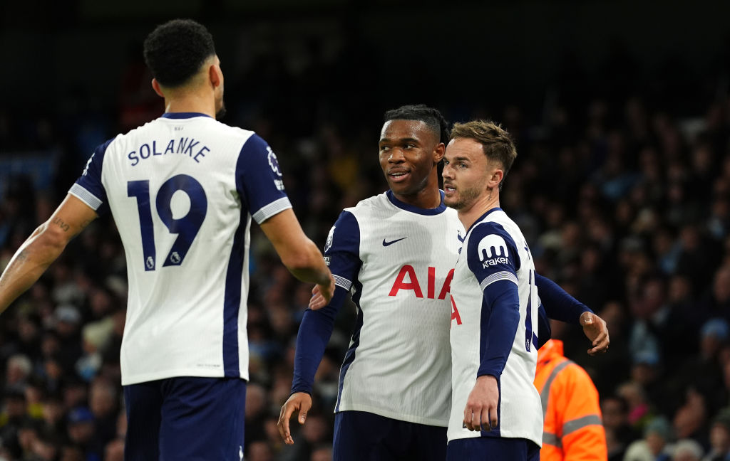 PL: a Tottenham nem szeretné eladni nyáron balhátvédjét – sajtóhír