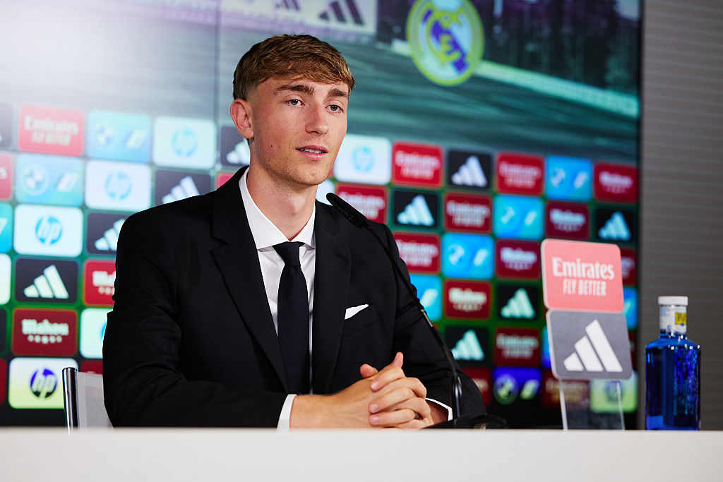 Dean Huijsen: „Sergio Ramos a példaképem, ő a tökéletes védő!”