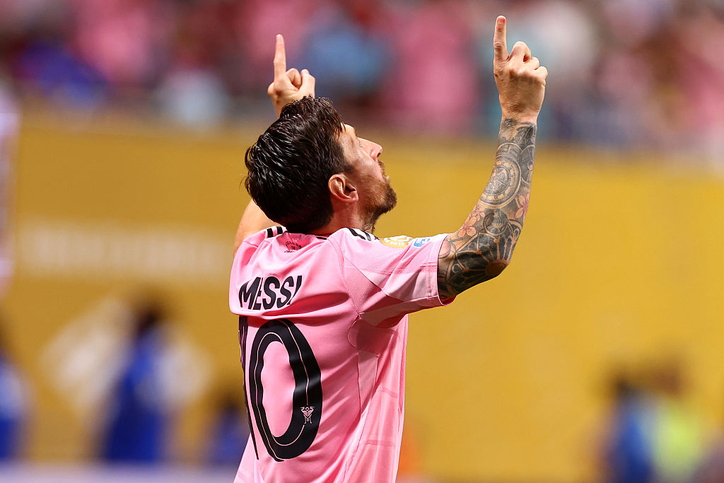 VIDEÓ: Messi parádés szabadrúgásgóllal villant meg a klub-vb-n