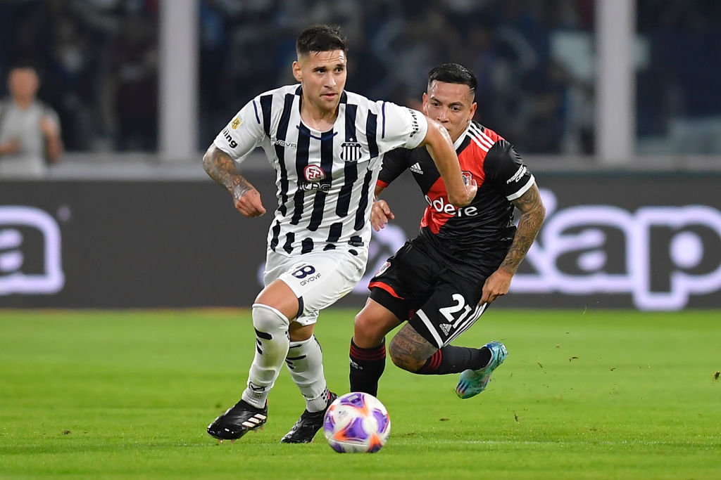 Rivális védőjével erősít a River Plate – sajtóhír