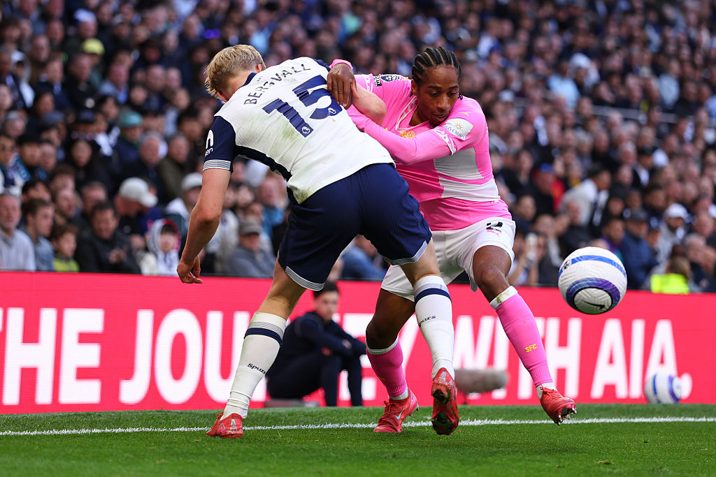 Londonban folytatja a pályafutását Kyle Walker-Peters – hivatalos