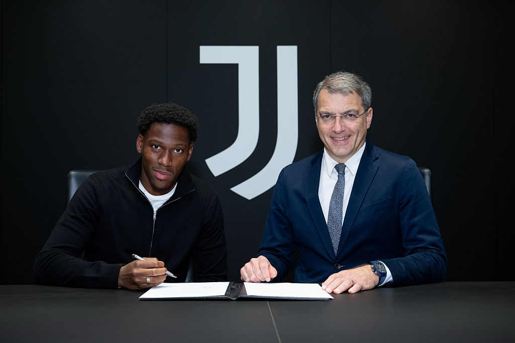 Serie A: kanadai támadót szerződtetett a Juventus! – Hivatalos
