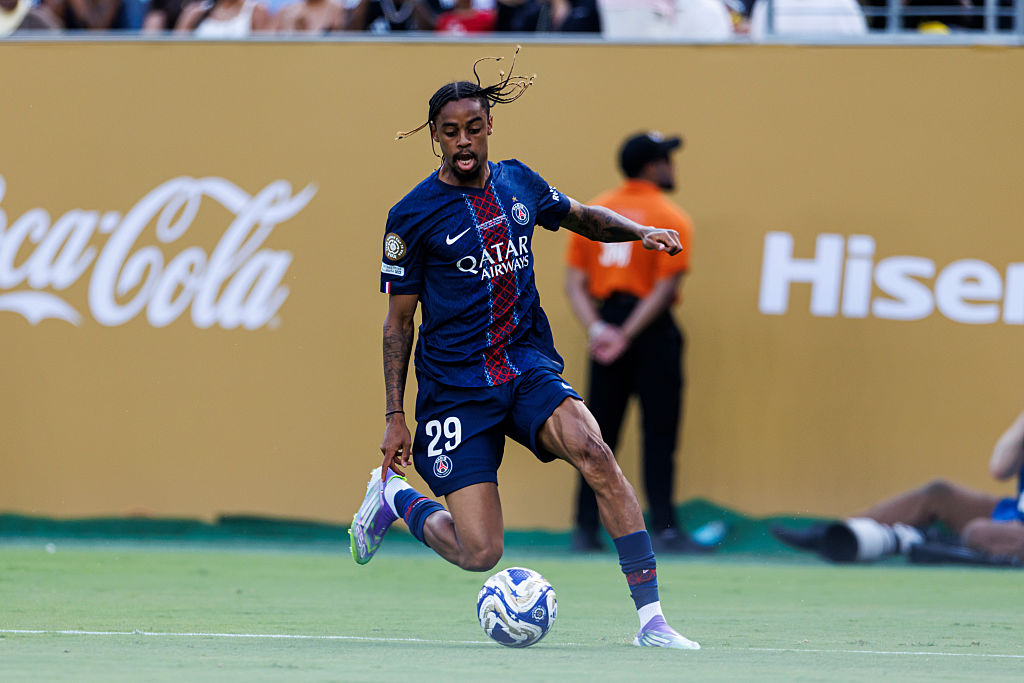 Új szerződést kötne szélsőjével a PSG! – sajtóhír