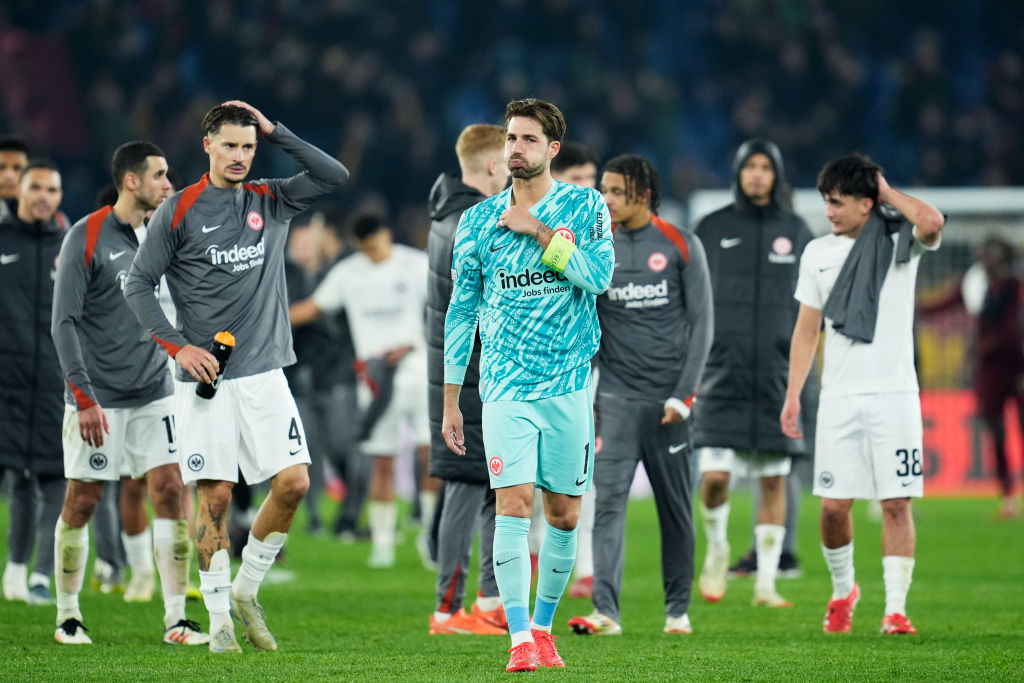 Bundesliga: távozott a Frankfurt rutinos játékosa! – Hivatalos