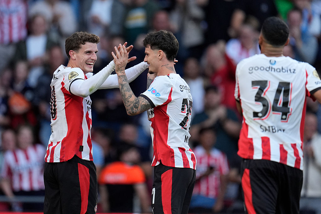 Eredivisie: a PSV és az Ajax is kétgólos hazai győzelmet aratott – KÖRKÉP