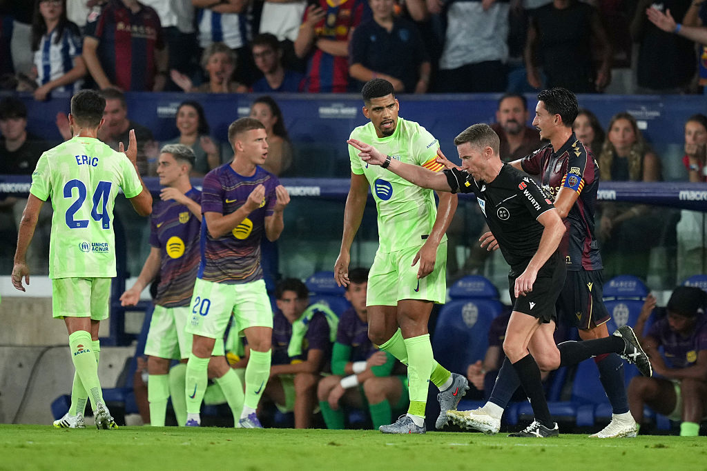 La Liga: két gólos hátrányba került, mégis nyert a Barca!
