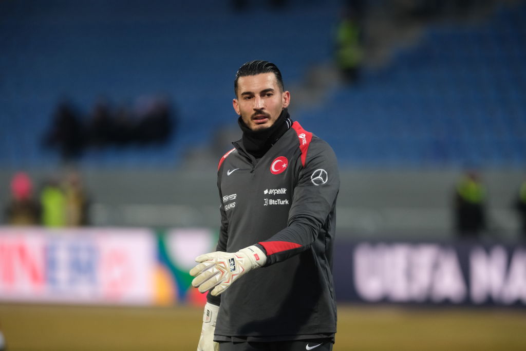Válogatott kapust igazolt a Galatasaray – HIVATALOS