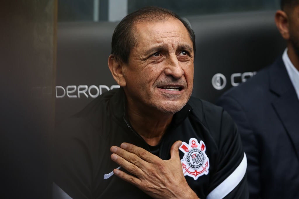 Rutinos argentin edzőt nevezett ki a bajba jutott brazil csapat – HIVATALOS