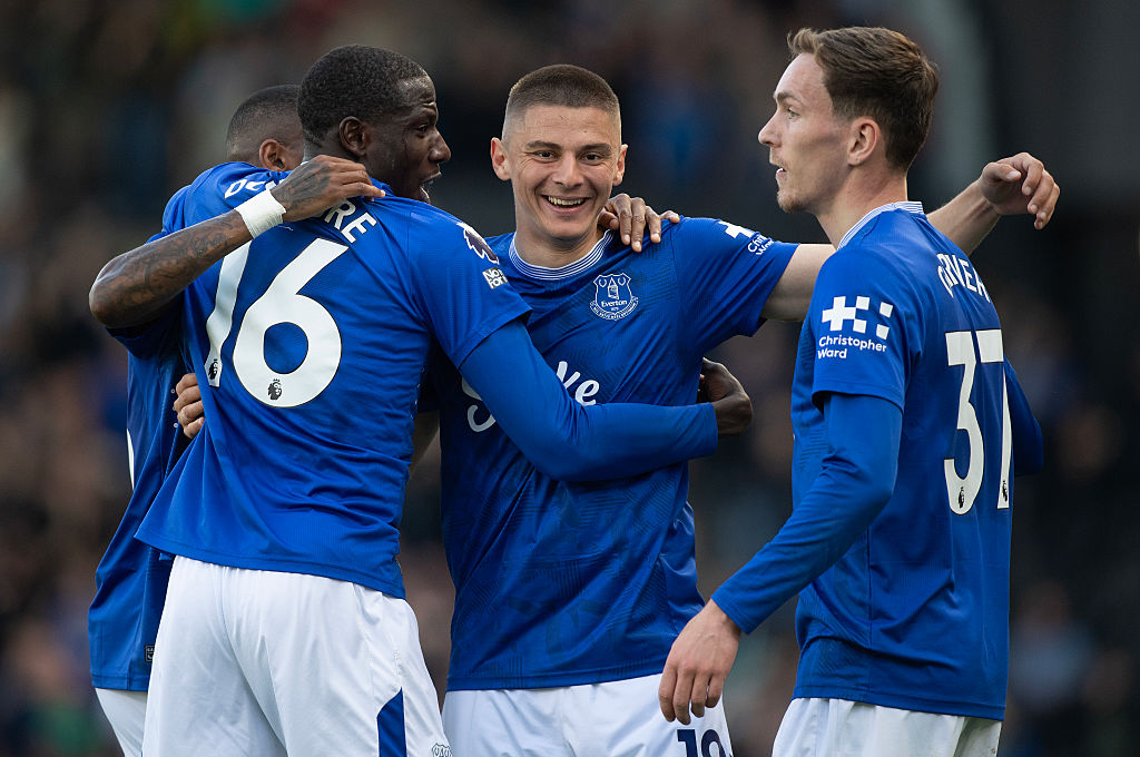 Megújítaná védőjének a szerződését az Everton – sajtóhír