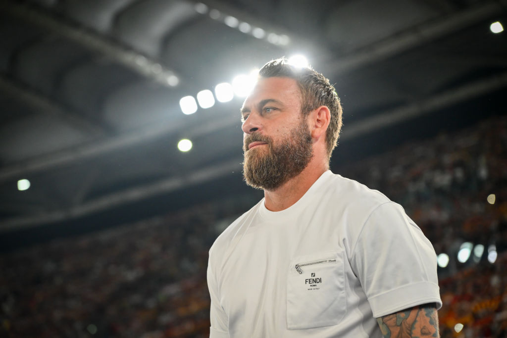 Edzősors: nagy múltú olasz csapat kispadjára jelölt Daniele De Rossi! – sajtóhír