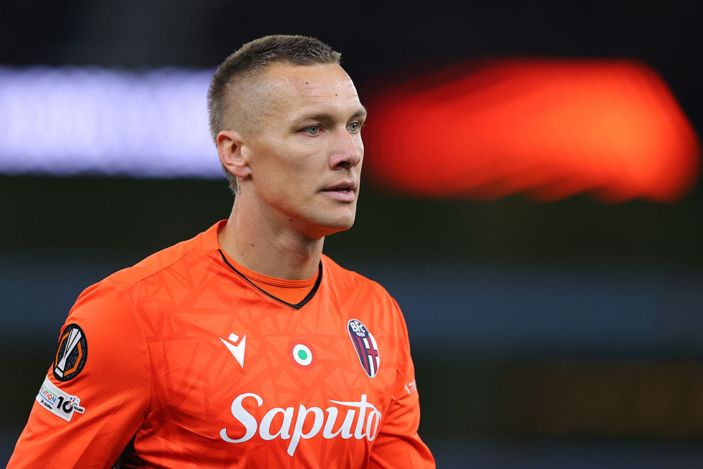 Serie A: hosszabbított lengyel válogatott kapusával a Bologna! – HIVATALOS