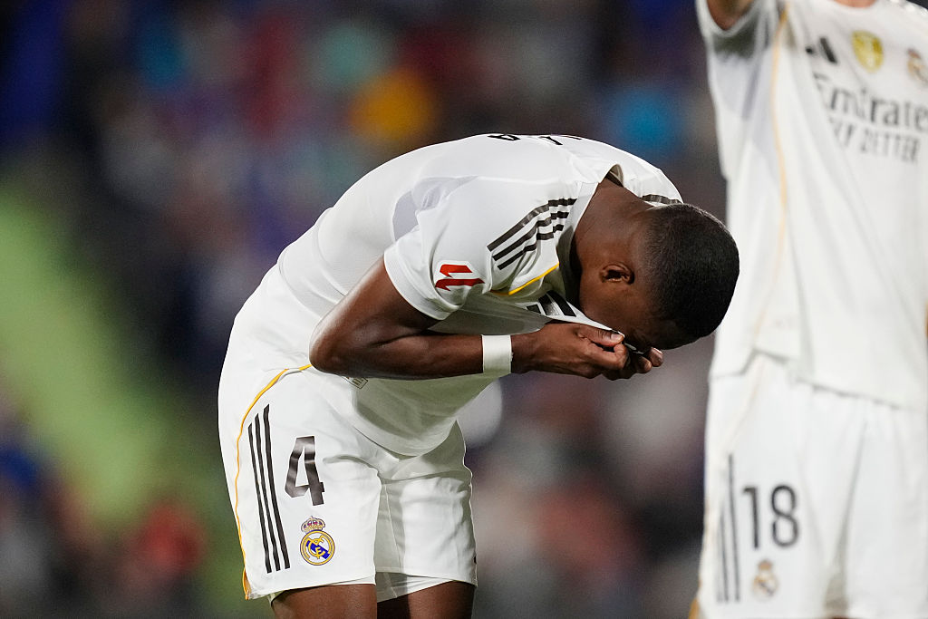 Real Madrid: újabb védő sérült meg az El Clásico előtt